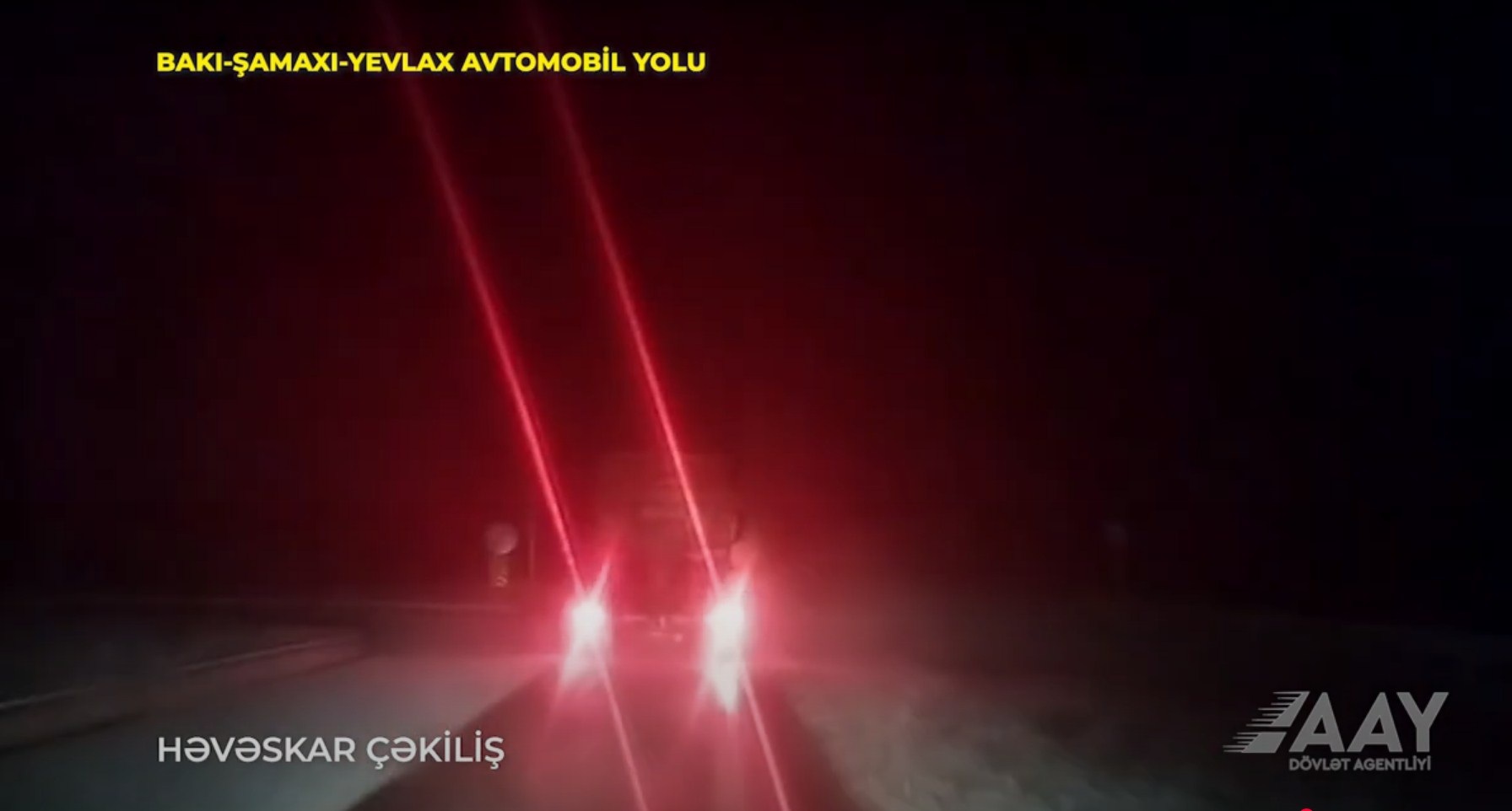 Bakı-Şamaxı avtomobil yolu qardan və buzdan təmizlənir (VİDEO)