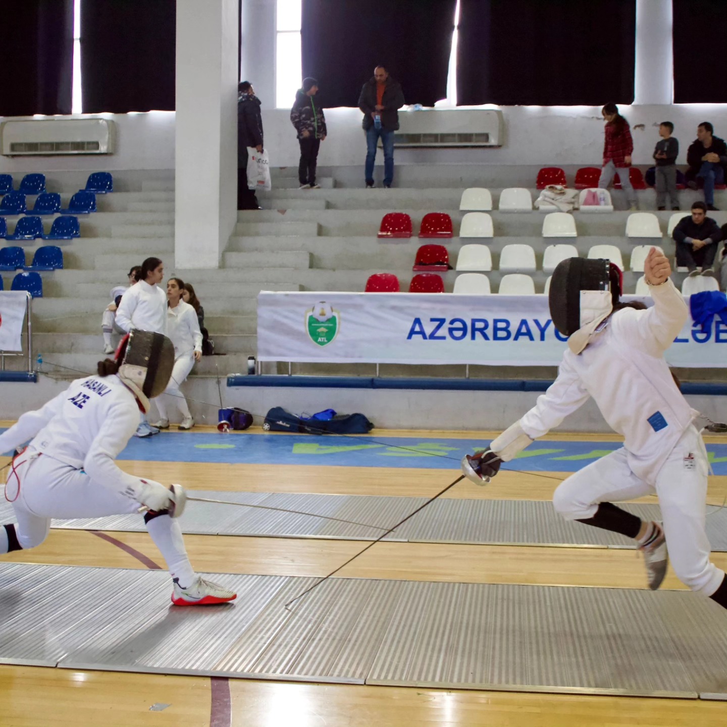 Qılıncoynatma üzrə Azərbaycan çempionatı başa çatdı (FOTO)