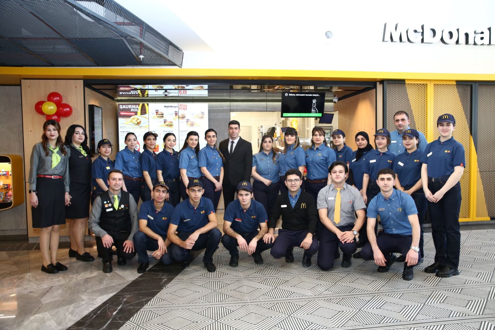 “Sevinc Mall”da “McDonald's Azərbaycan”ın yeni restoranı açılıb (FOTO)