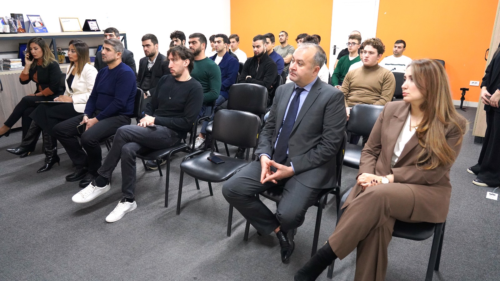 Azərbaycan Üzgüçülük Federasiyası idmançılar üçün seminar keçirdi (FOTO)