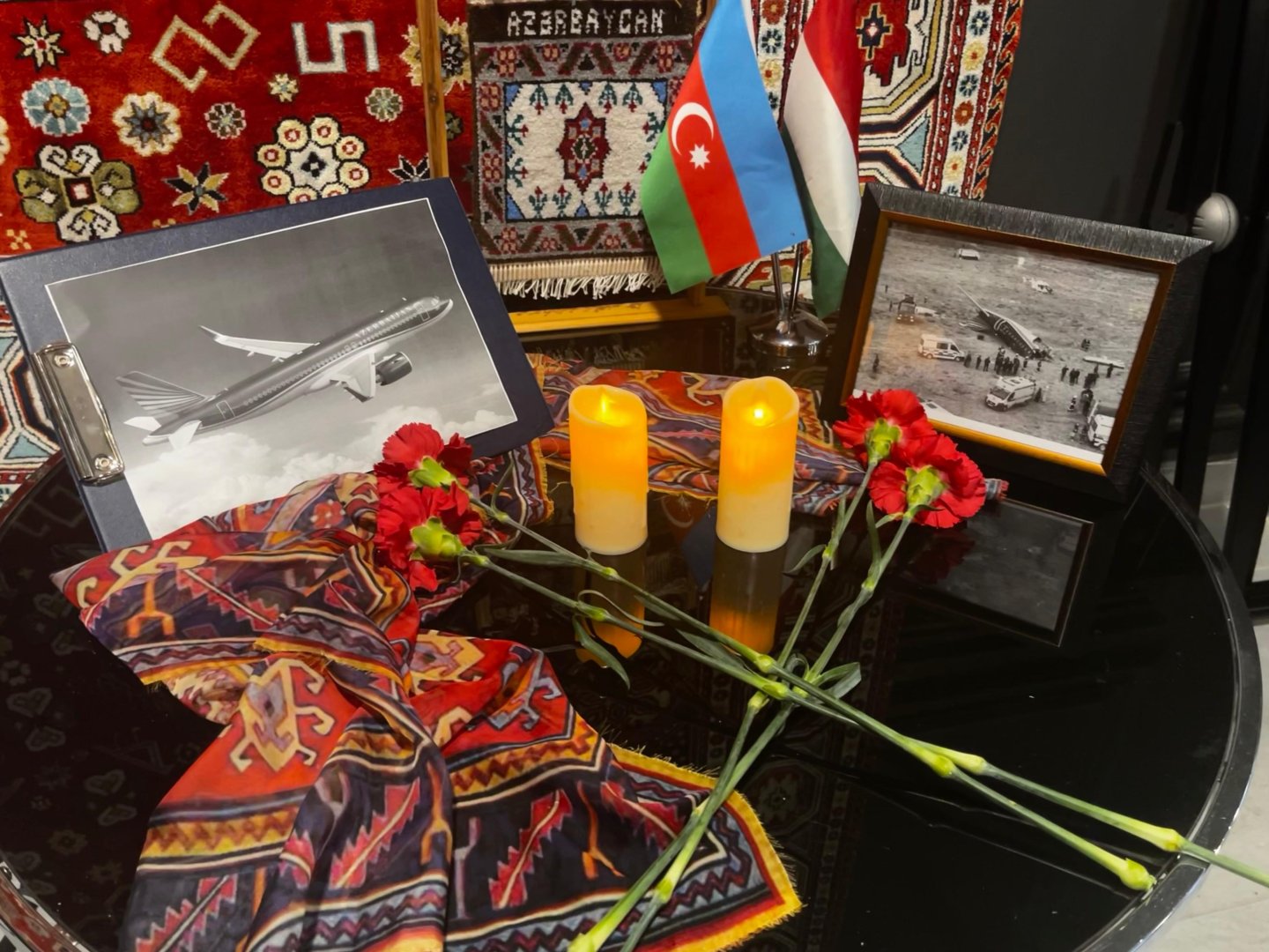 Azerbaijan Houses abroad set up memorial corners for AZAL plane crash victims (PHOTO)