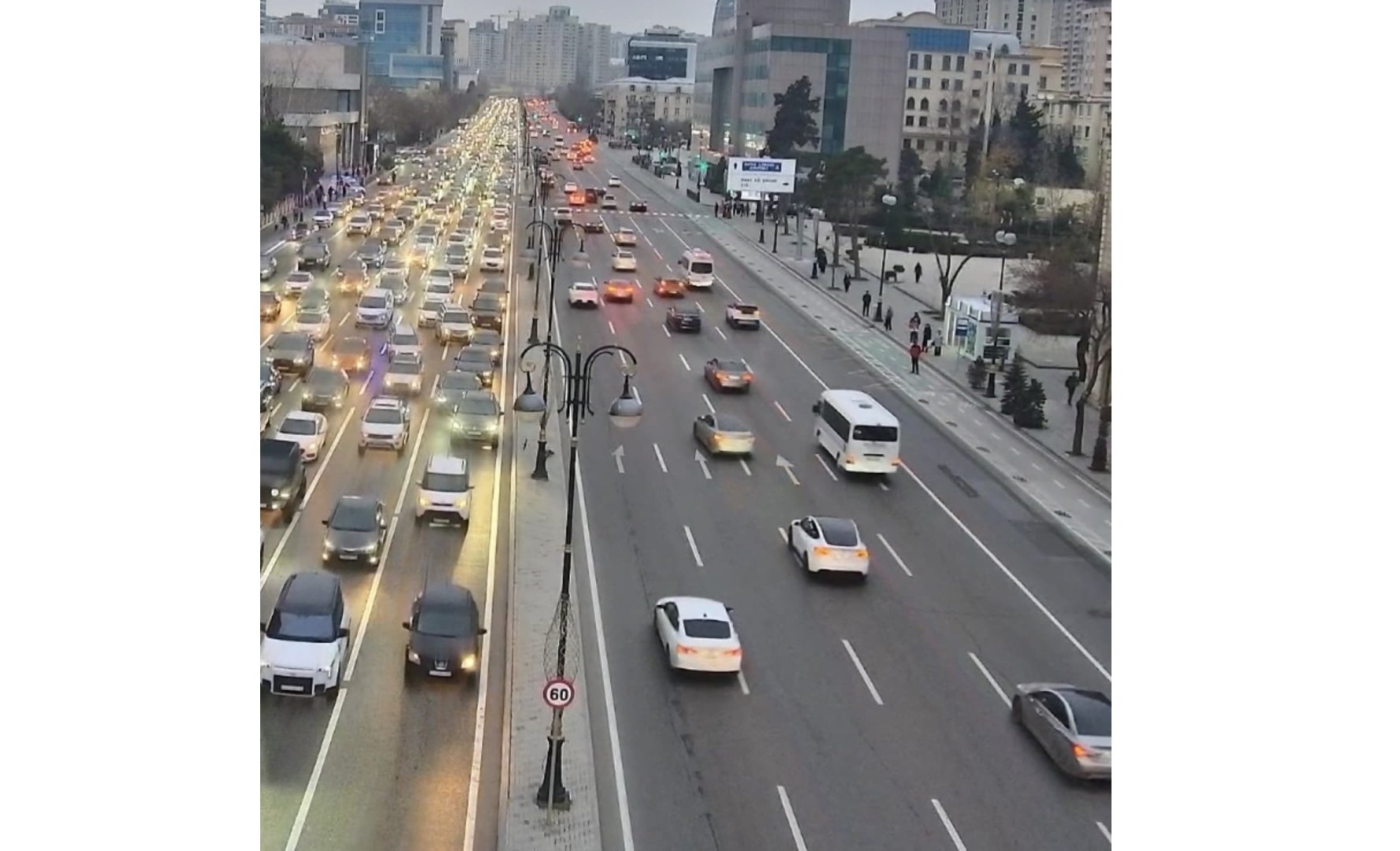 Sürücülərin NƏZƏRİNƏ: Bakıda bu yollarda sıxlıq var - SİYAHI