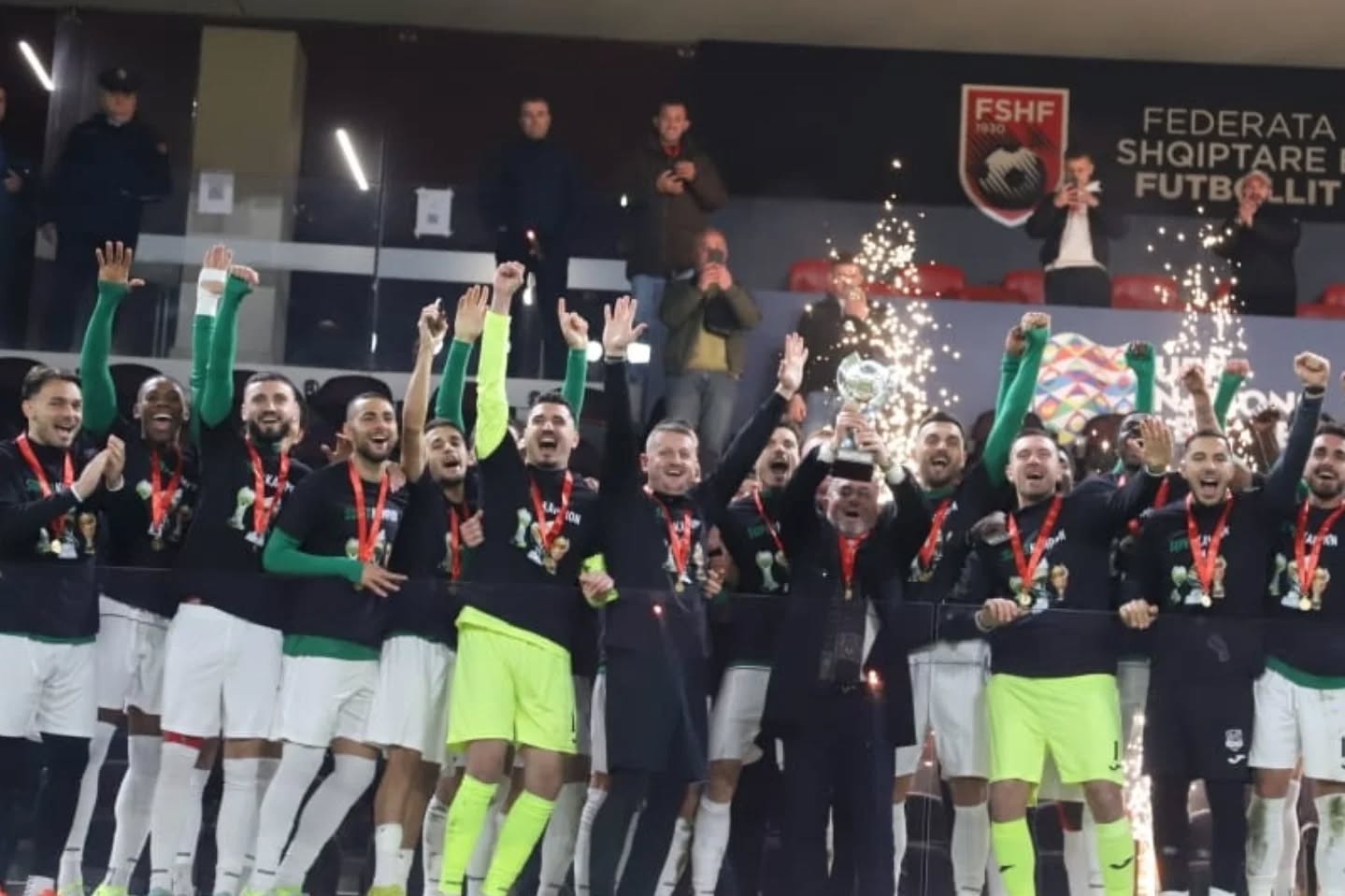 Azərbaycanlı futbolçu Albaniya Superkubokunu qazanıb