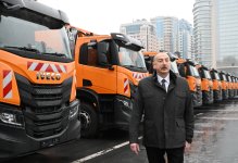 President Ilham Aliyev inspects specialized utility vehicles in Baku (PHOTO/VIDEO)