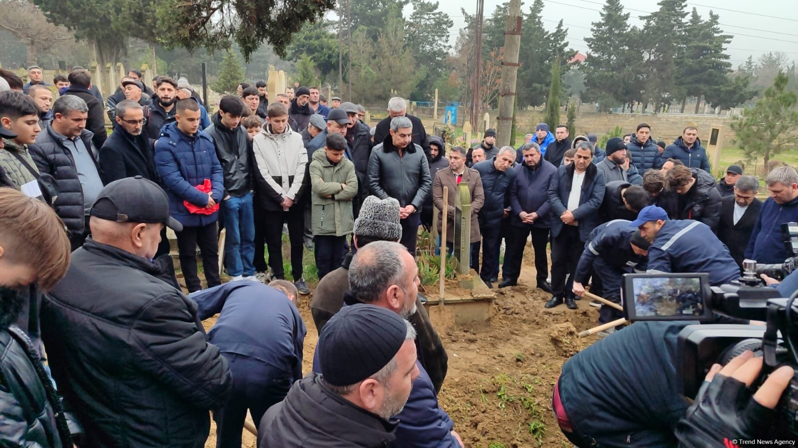 Təyyarə qəzasında həlak olan 13 yaşlı Məhəmmədəli dəfn olundu (FOTO)