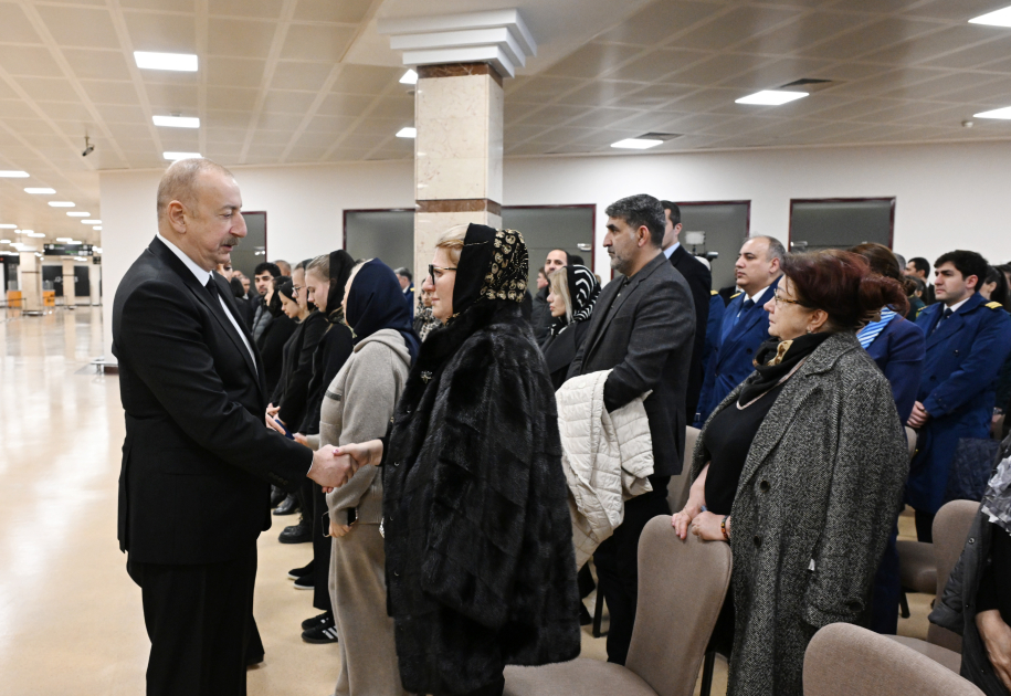 President Ilham Aliyev, First Lady Mehriban Aliyeva attend farewell ceremony for AZAL plane crash crew (PHOTO/VIDEO)