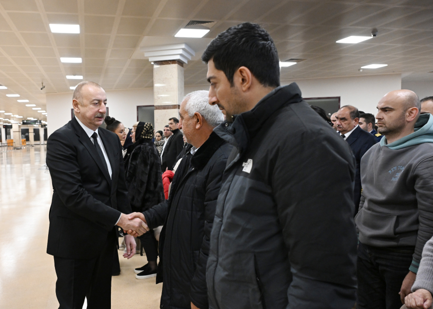 President Ilham Aliyev, First Lady Mehriban Aliyeva attend farewell ceremony for AZAL plane crash crew (PHOTO/VIDEO)