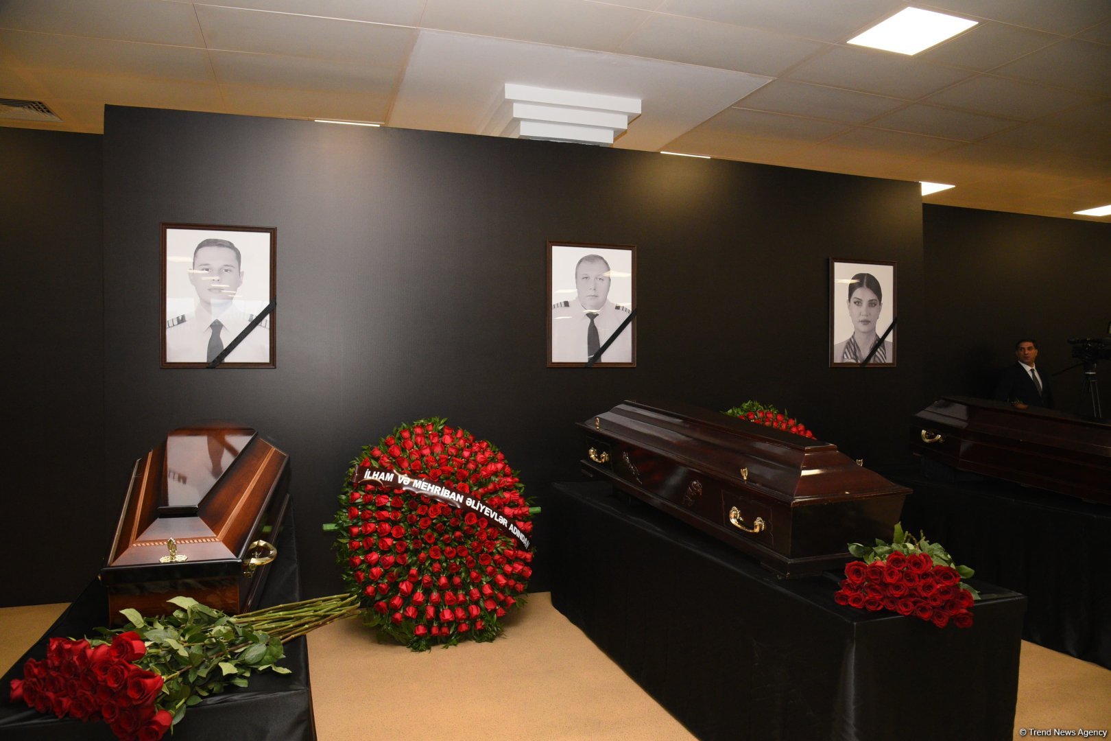 Baku hosts farewell ceremony for AZAL plane crash crew members (PHOTO/VIDEO)