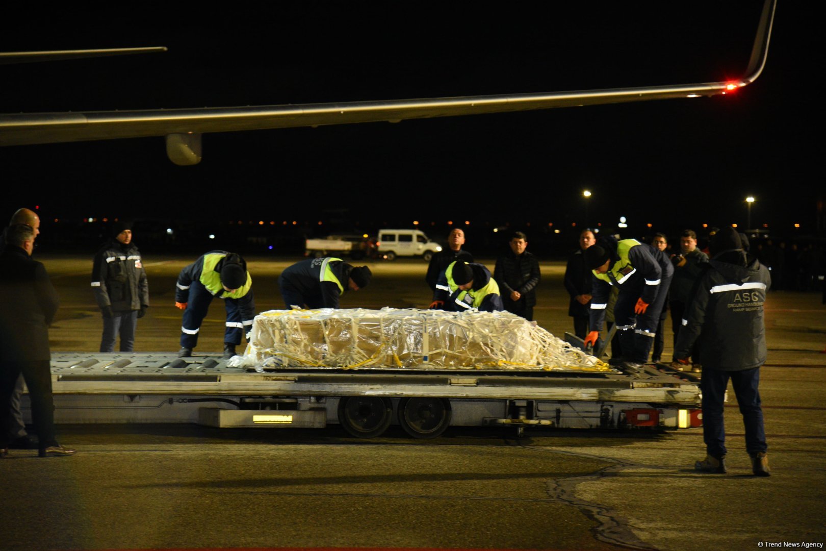 Bodies of AZAL crash victims brought to Baku (PHOTO/VIDEO)