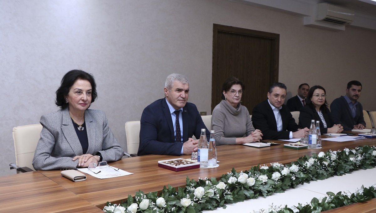 AzMİU ilə Doğu Akdeniz Universiteti arasında əməkdaşlıq memorandumu imzalanıb (FOTO)