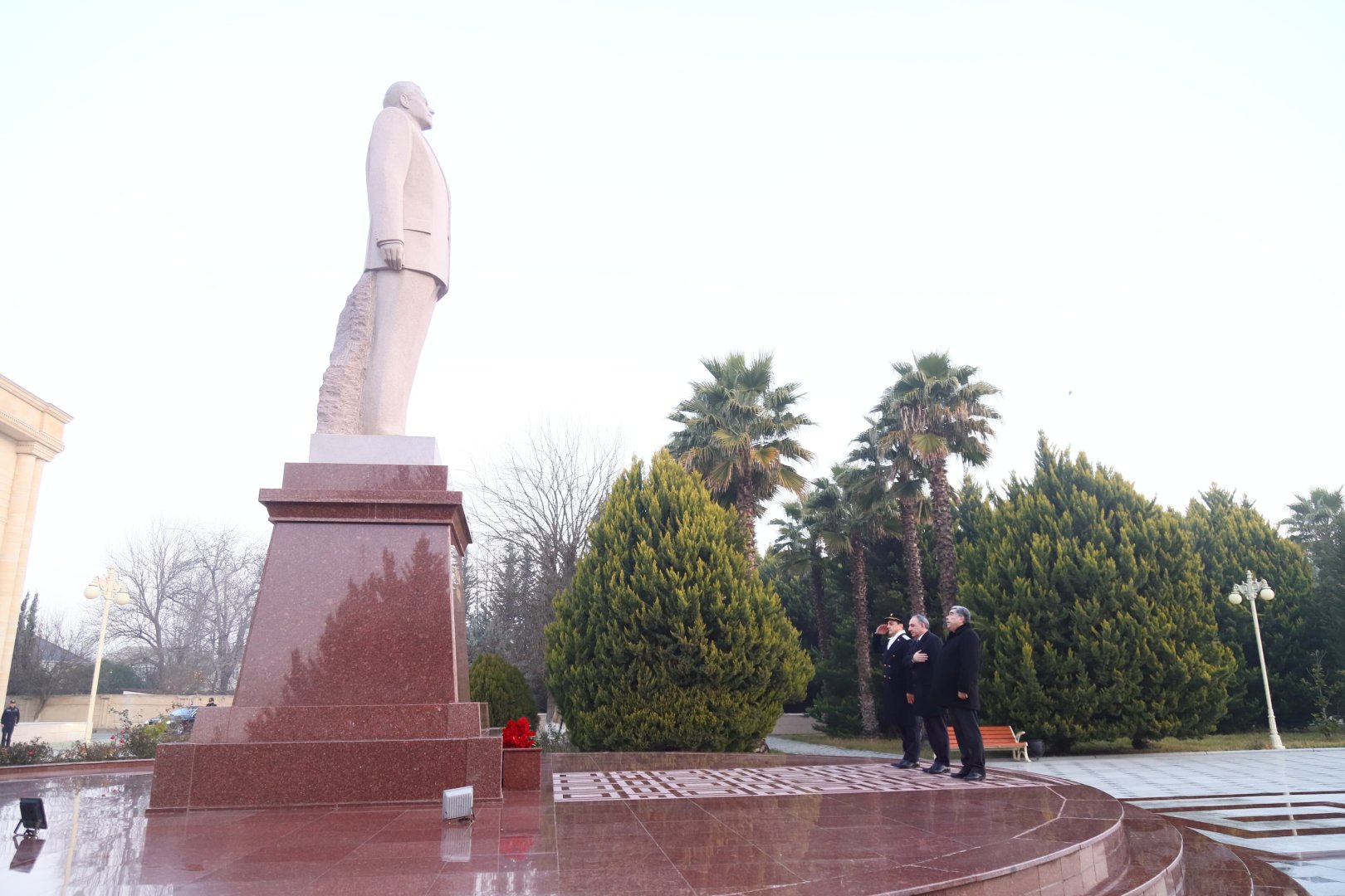 Baş prokuror Salyan rayonunda vətəndaşları qəbul edib (FOTO)