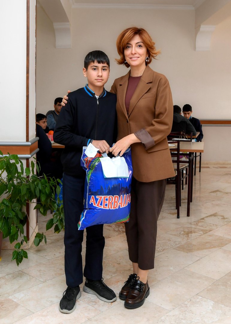 Ordubad internat məktəbi şagirdlərinin diləkləri yerinə yetirilib (FOTO)