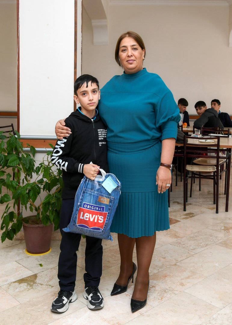 Ordubad internat məktəbi şagirdlərinin diləkləri yerinə yetirilib (FOTO)