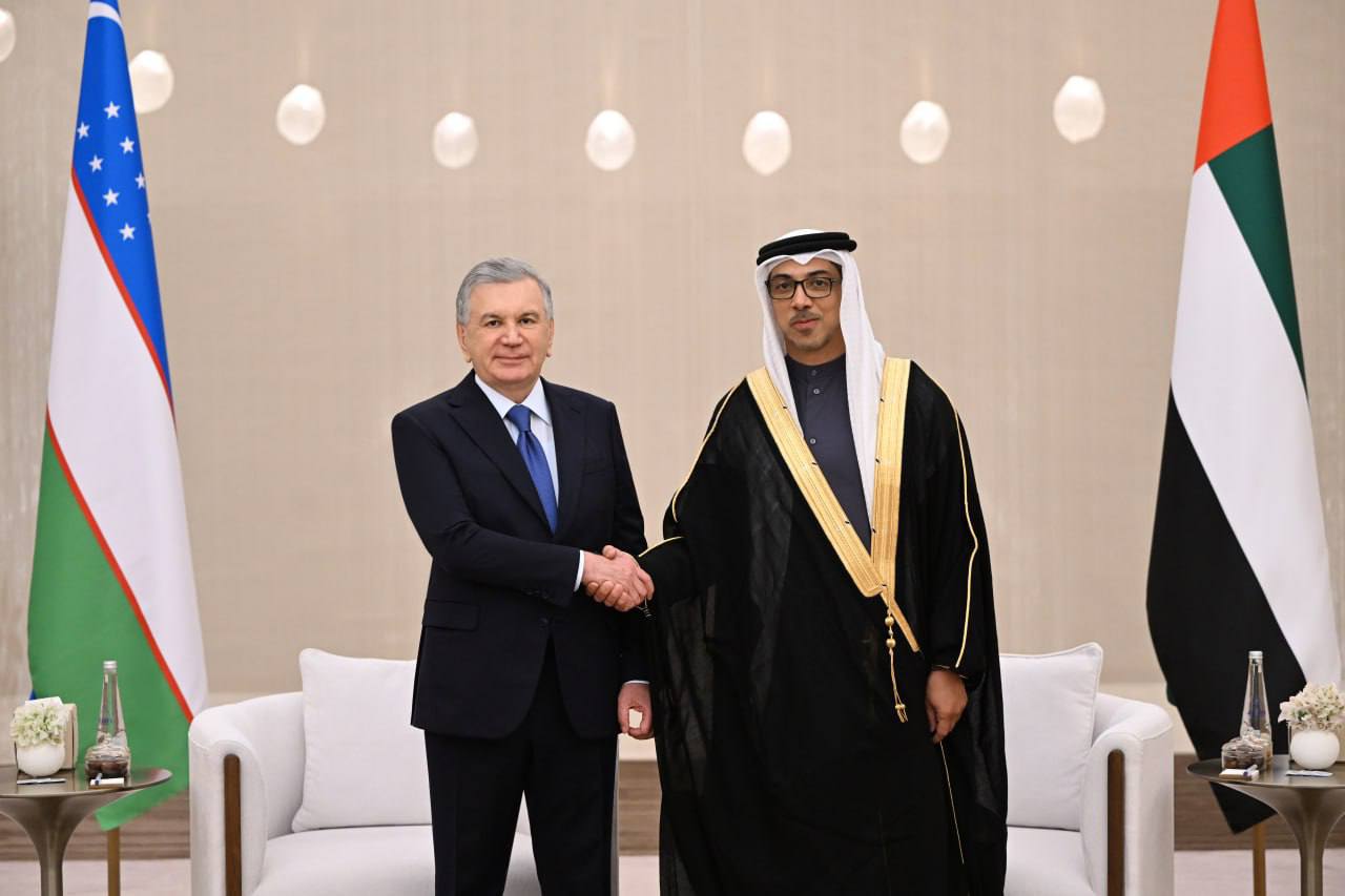 President of Uzbekistan arrives in Abu Dhabi