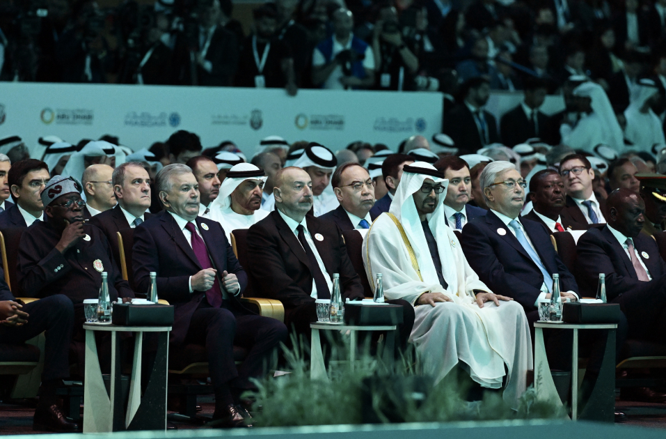 President Ilham Aliyev attends opening ceremony of Abu Dhabi Sustainability Week (PHOTO)