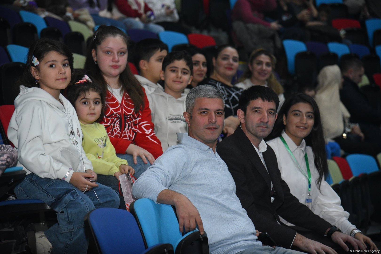 Milli Gimnastika Arenasında "Şelkunçik" adlı gözəl Yeni İl şousu təqdim olunub (FOTO)