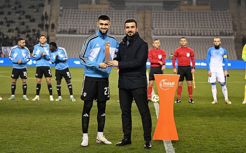 "Qarabağ"ın futbolçusu mükafatlandırıldı