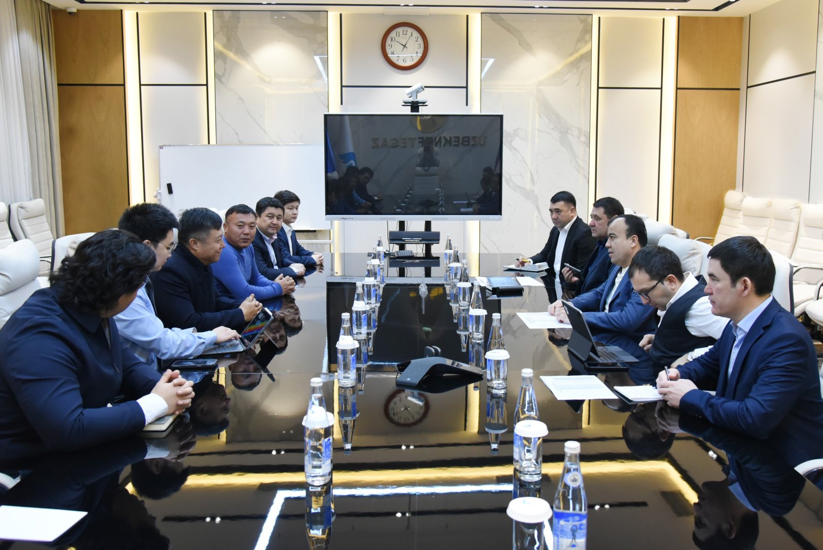 Uzbekneftegaz, Chinese Jingbian Xinrong discuss boosting hydrocarbon production at Ustyurt fields