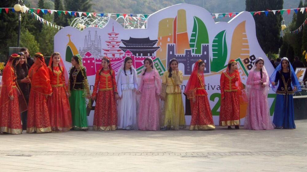 В Азербайджане прошел первый Фестиваль хурмы