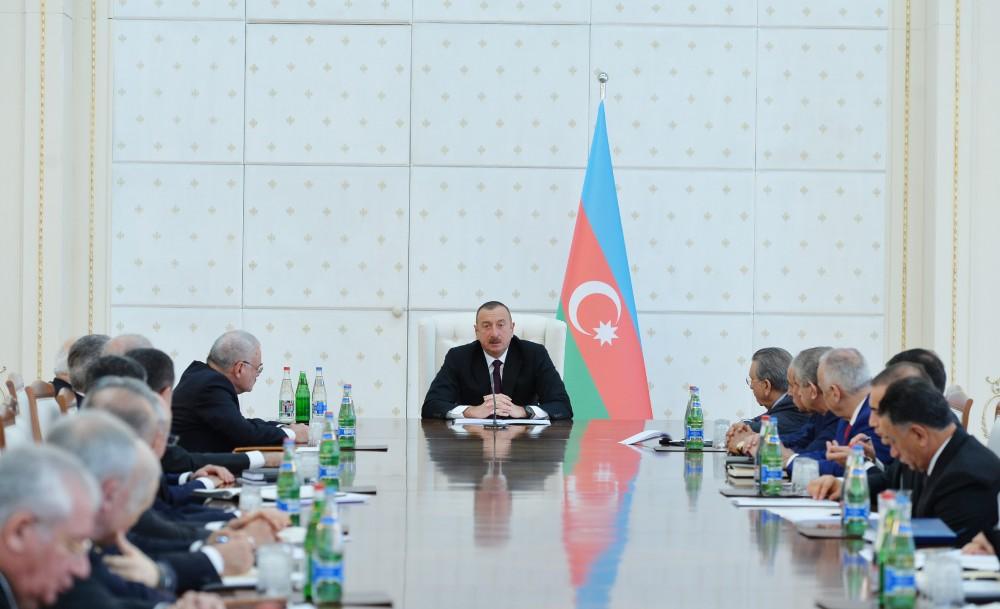 Президент Ильхам Алиев: В Азербайджане вдвое увеличится число вынужденных переселенцев,  обеспеченных новым жильем