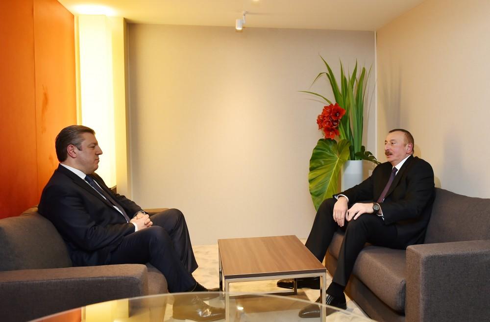 Prezident İlham Əliyev Davosda Gürcüstanın Baş naziri ilə görüşüb