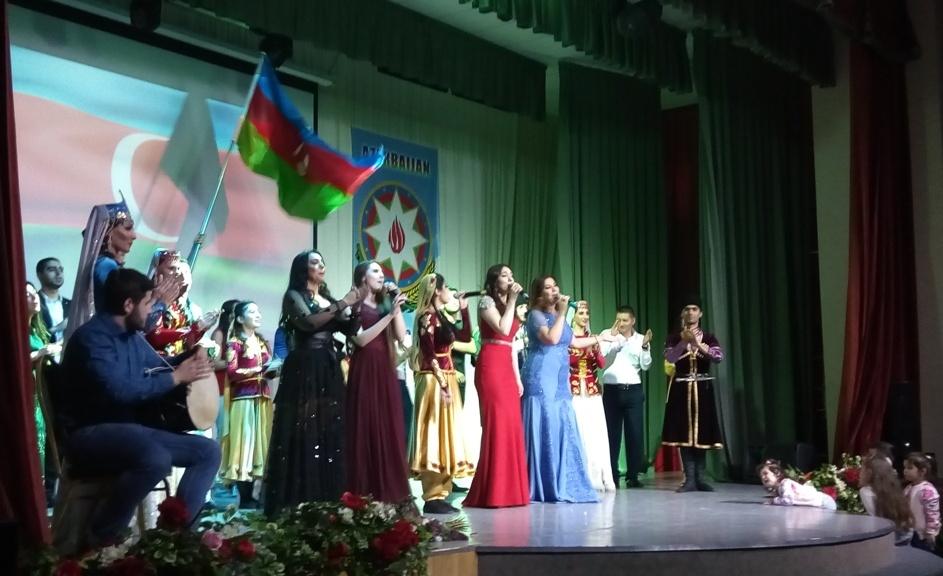 В России отметили 100-летие Азербайджанской Демократической Республики грандиозным концертом (ФОТО)