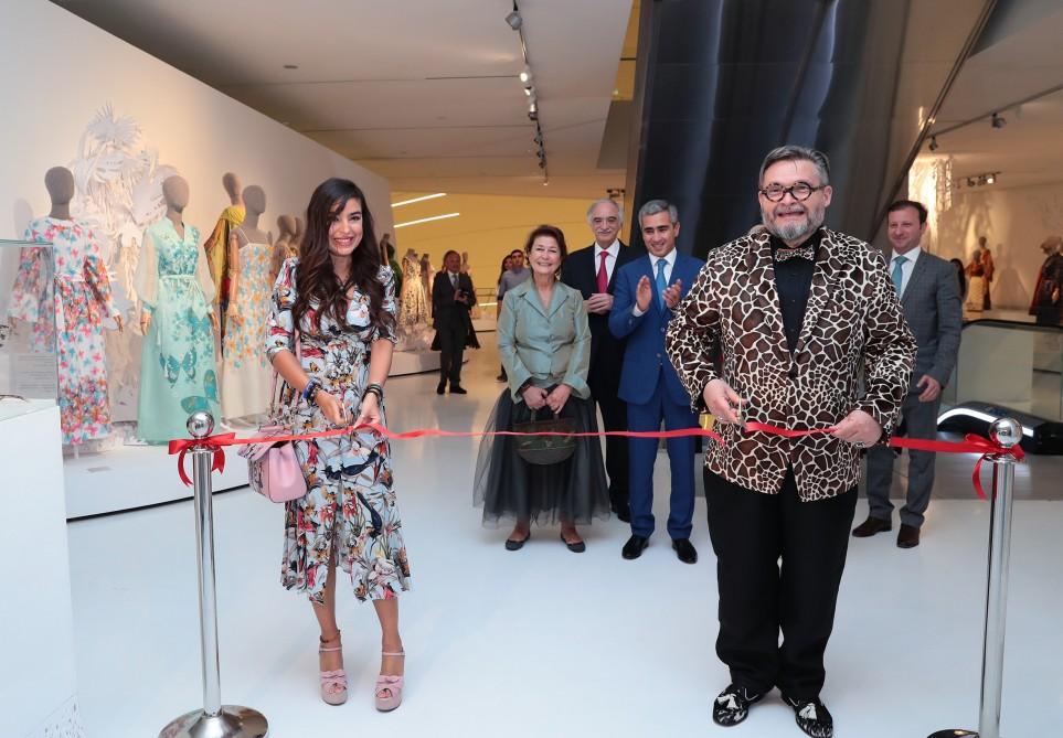 Лейла Алиева на открытии выставки "Заповедник моды"