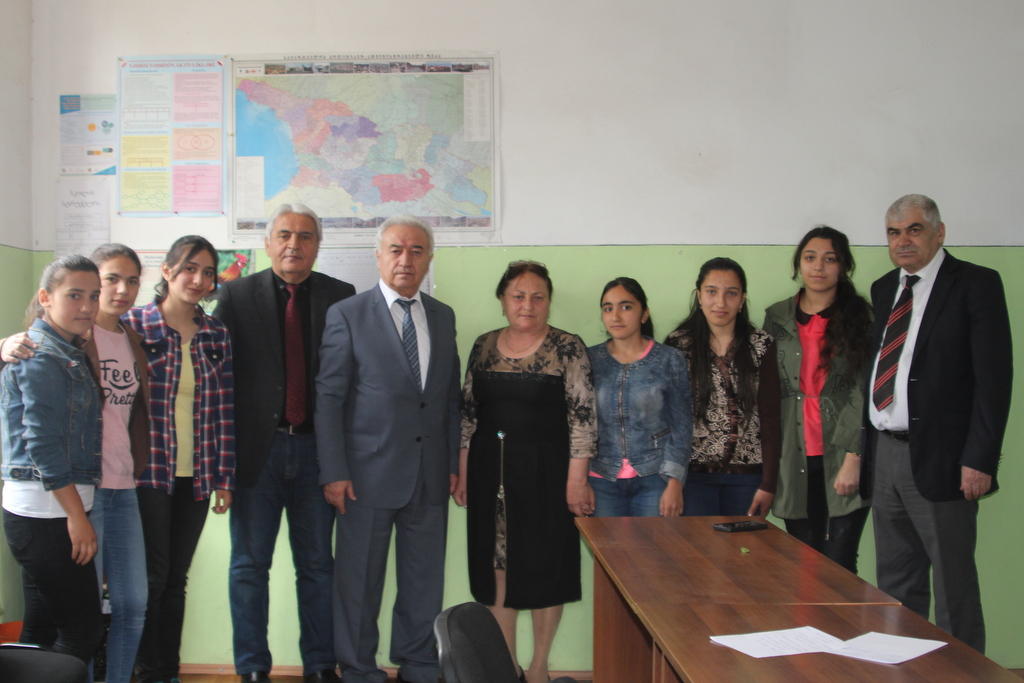 Gürcüstandakı azərbaycanlılar UNEC-i seçir