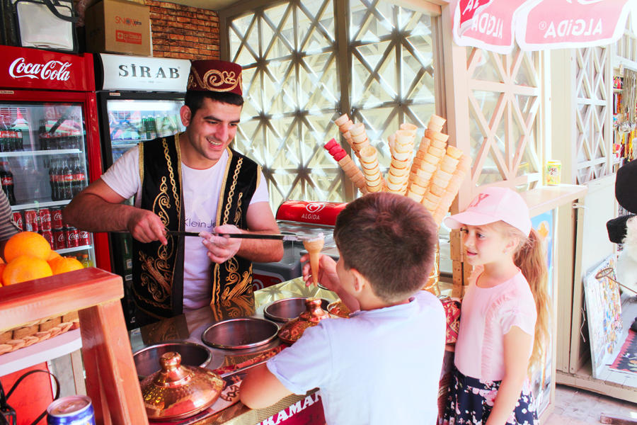 В Баку открылся летний Фестиваль еды – две недели объедения! (ФОТО)