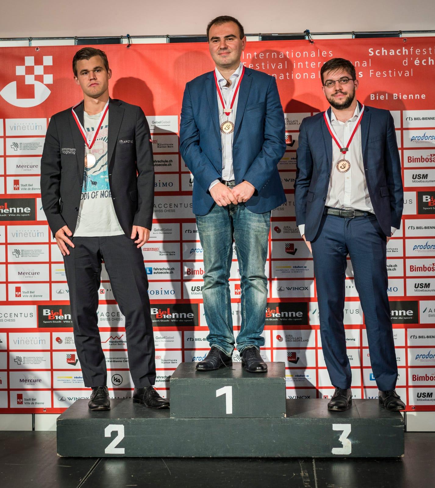 В Швейцарии Шахрияру Мамедъярову вручен приз за первое место на международном турнире