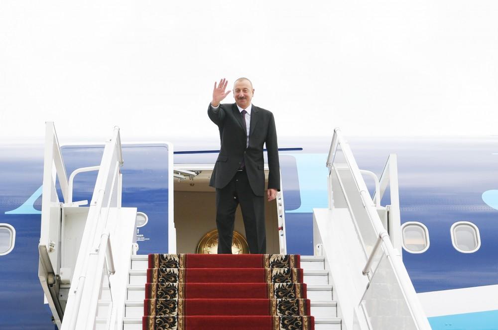 Завершился официальный визит Президента Ильхама Алиева в Россию (ФОТО)