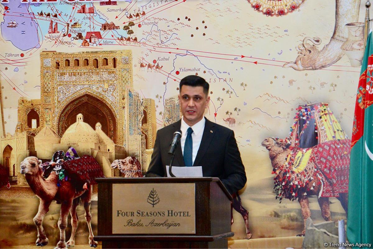 Укрепление взаимоотношений с Азербайджаном - ключевое направление внешней политики Туркменистана - посол (ФОТО)