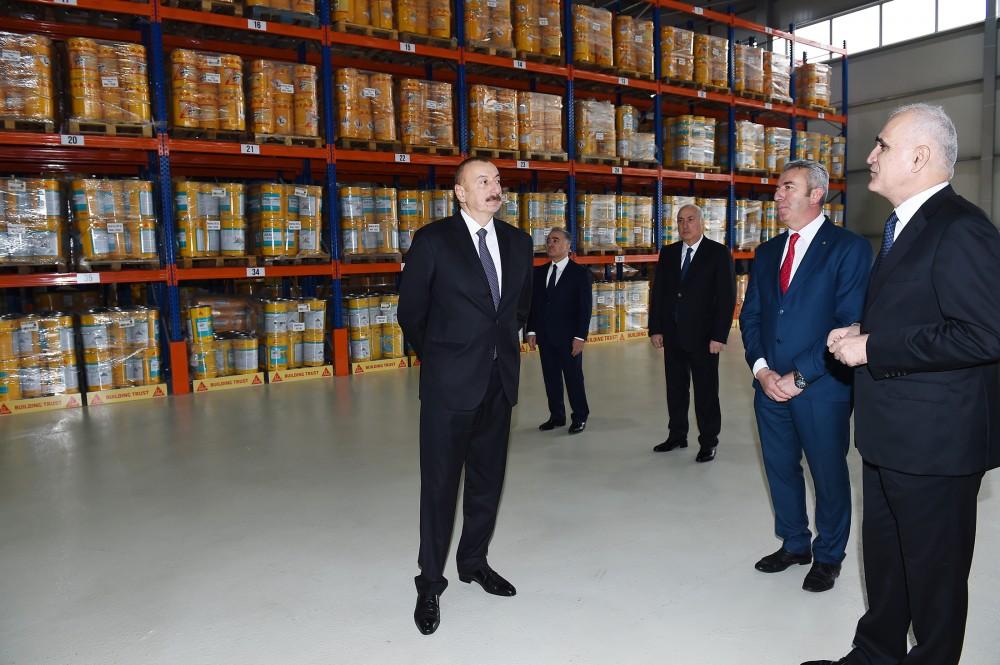 Prezident İlham Əliyev Sumqayıt Kimya Sənaye Parkında inşaat kimyəviləri zavodunun açılışında iştirak edib