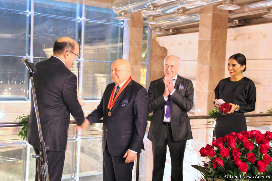 В Баку торжественно отметили юбилей председателя Союза архитекторов Азербайджана, Эльбая Гасымзаде (ФОТО)