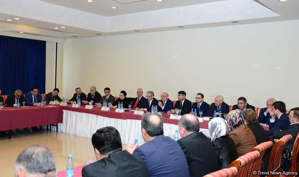 В Баку прошла конференция на тему “Религиозно-идеологическая безопасность и медиа” (ФОТО)