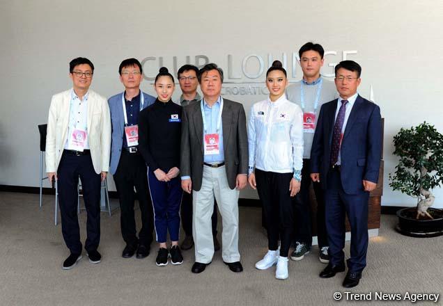Посол Республики Корея в Азербайджане встретился с спортсменками в рамках Кубка мира по художественной гимнастике
