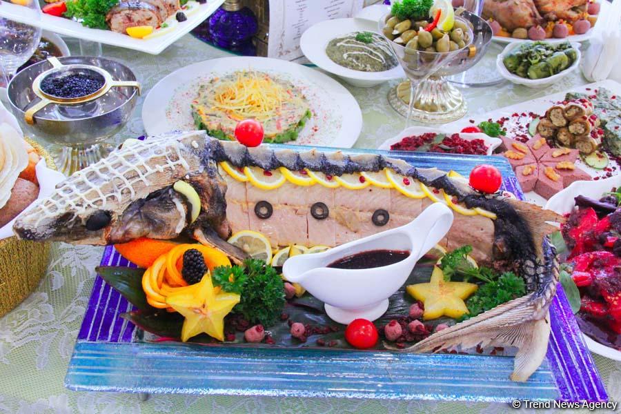 В Баку представлены вкусные блюда исламской кухни 
