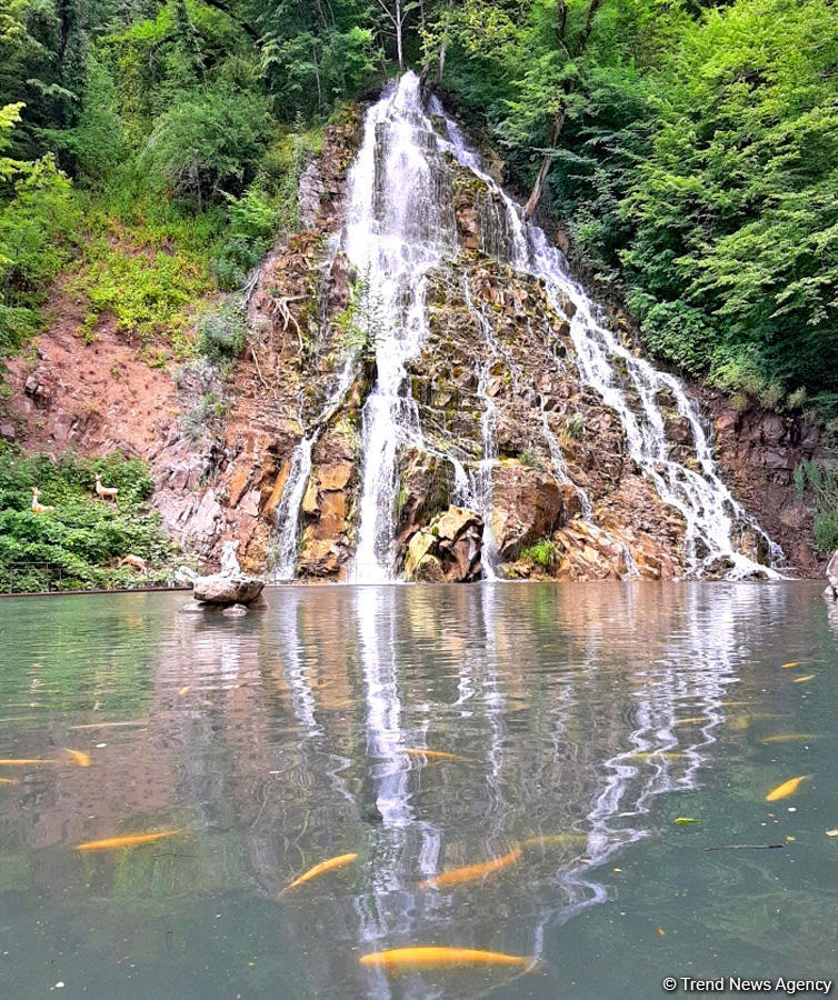 Füsunkar Xalxal şəlaləsi (FOTOREPORTAJ)