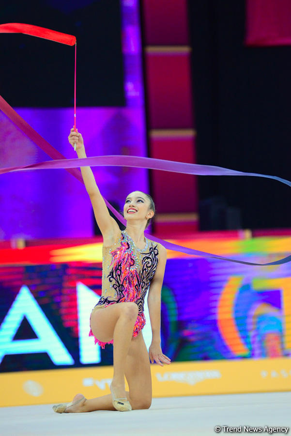 Bakıda keçirilən Bədii Gimnastika üzrə Dünya Çempionatının üçüncü günündən ən maraqlı anlar (FOTO)