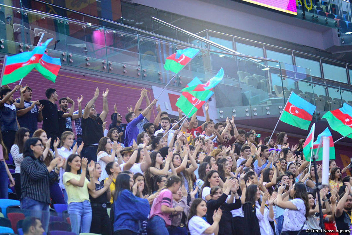 Bakıda keçirilən Bədii Gimnastika üzrə Dünya Çempionatının üçüncü günündən ən maraqlı anlar (FOTO)