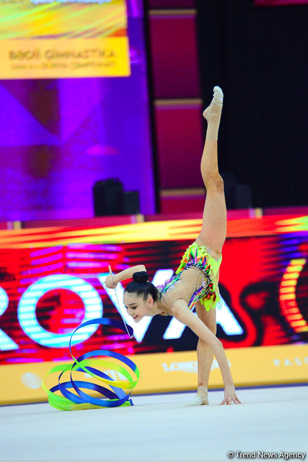 Bakıda keçirilən Bədii Gimnastika üzrə Dünya Çempionatının üçüncü günündən ən maraqlı anlar (FOTO)