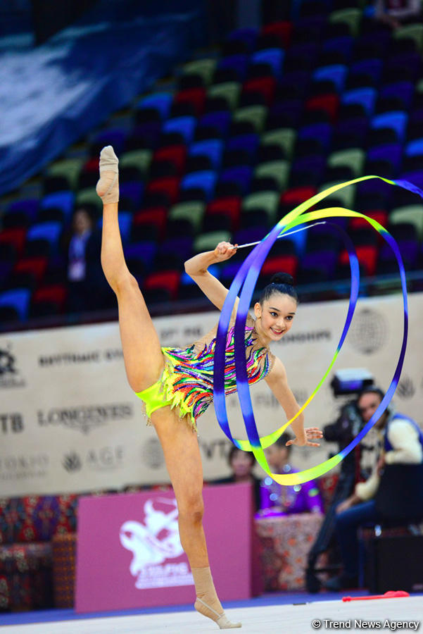 Bakıda keçirilən Bədii Gimnastika üzrə Dünya Çempionatının üçüncü günündən ən maraqlı anlar (FOTO)