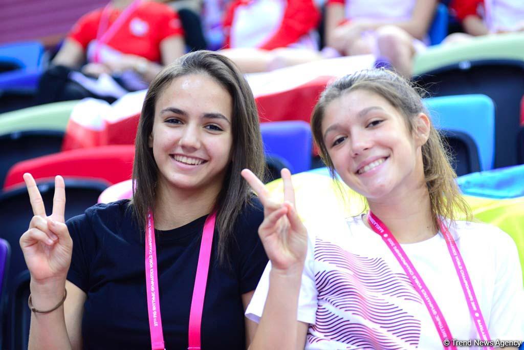 Bakıda bədii gimnastika üzrə dünya çempionatı azarkeşlər üçün bayramdır (FOTO)