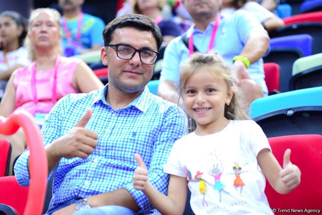 Bakıda bədii gimnastika üzrə dünya çempionatı azarkeşlər üçün bayramdır (FOTO)