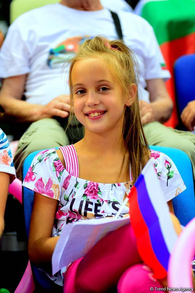 Bakıda bədii gimnastika üzrə dünya çempionatı azarkeşlər üçün bayramdır (FOTO)