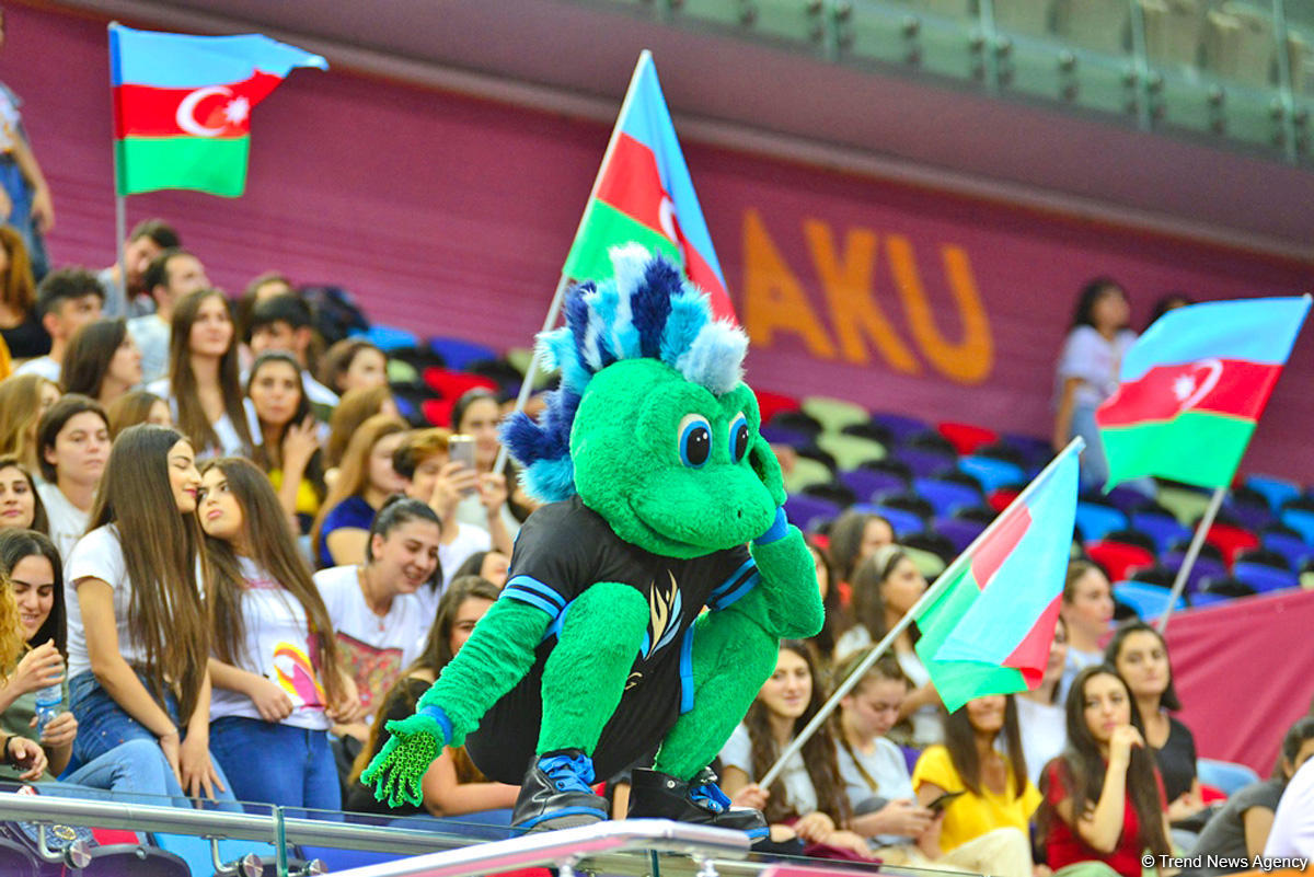 Bakıda bədii gimnastika üzrə dünya çempionatında təbəssüm, sevinc, heyranlıq (FOTO)