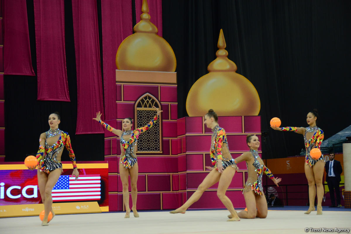 Bakıda bədii gimnastika üzrə dünya çempionatının 6-cı günü start götürüb (FOTO)