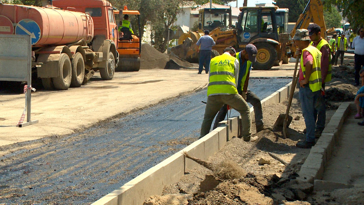 Bakıda uzunluğu 8.6 km olan bu küçə yenidən qurulur (FOTO)