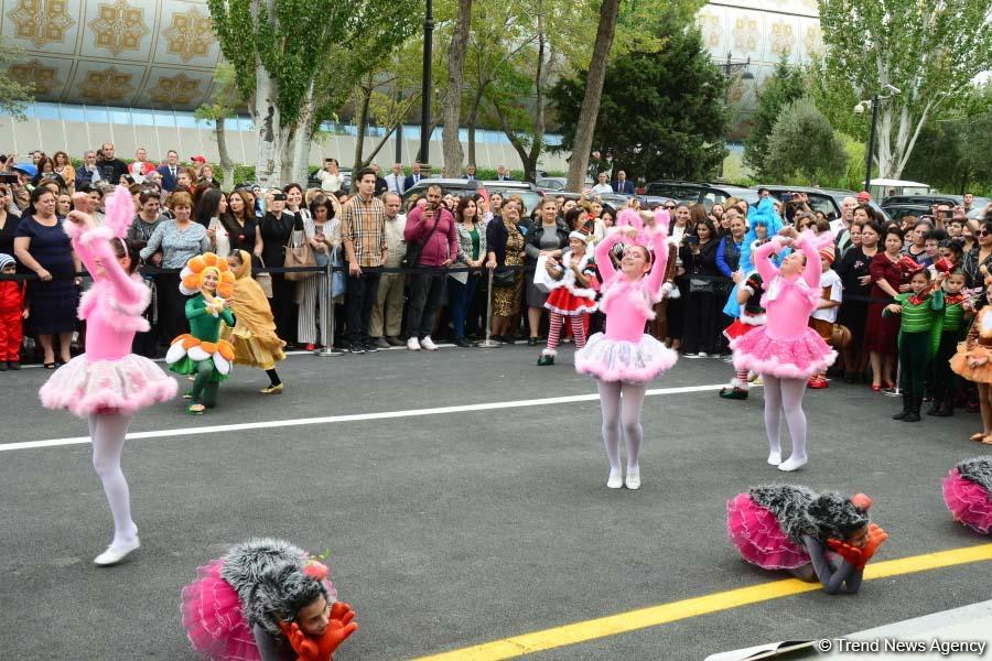 VI Bakı Beynəlxalq Kitab Sərgi-Yarmarkası açılıb (FOTO)