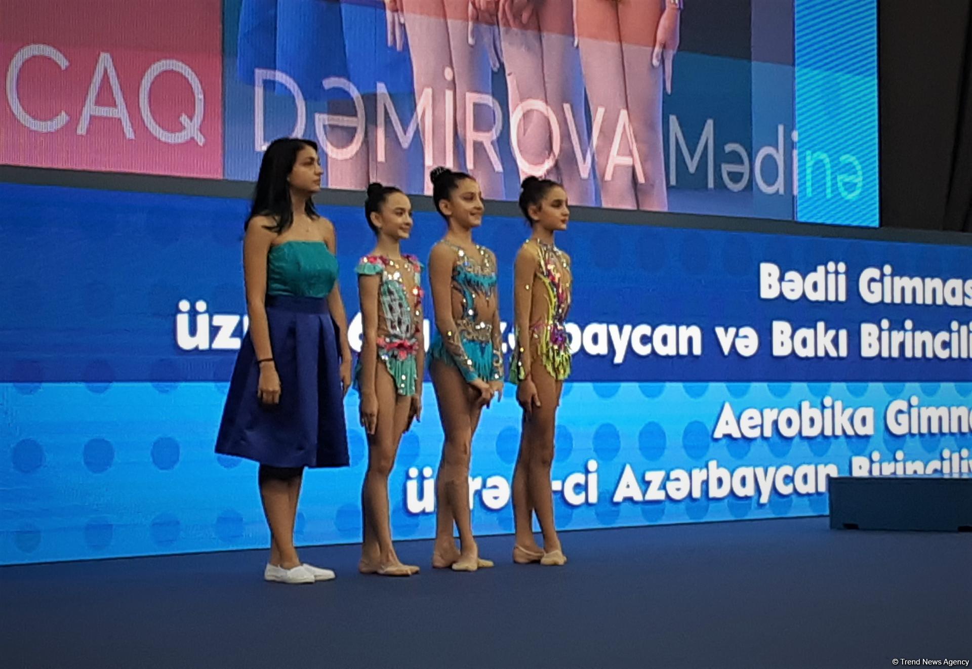 В Баку состоялась церемония награждения победителей соревнований по художественной и аэробной гимнастике (ФОТО)